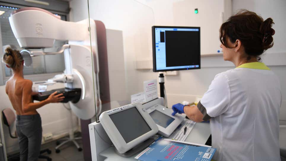 Doctors Forgot to Warn People With Breasts That the Covid Vaccine Could Affect Their Next Mammogram